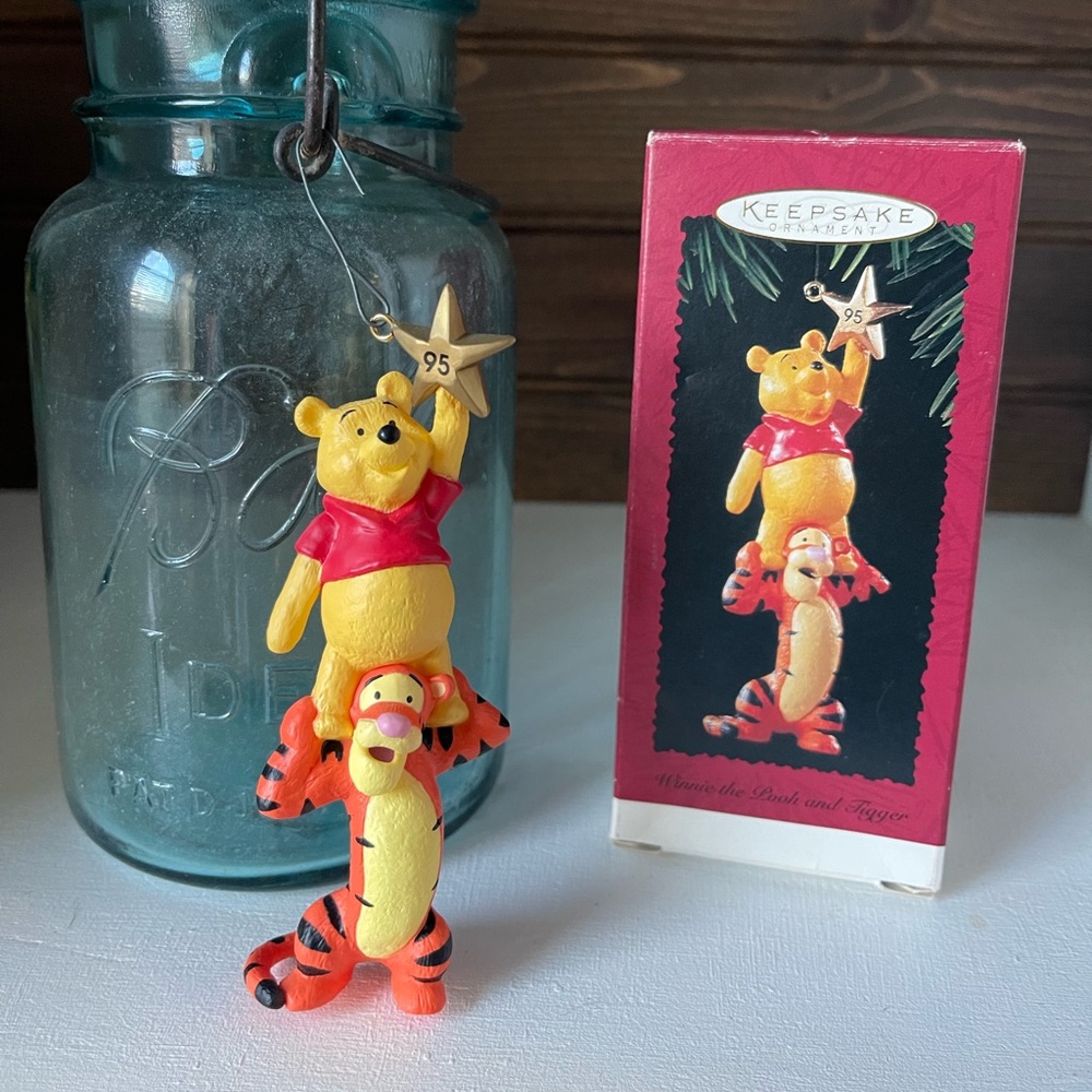 Vintage 90’s Disney Pooh and Tigger Hallmark Keepsake Ornament